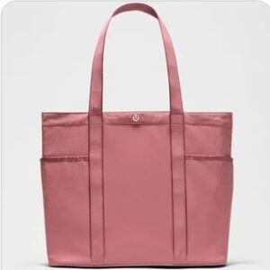 Daily Multi-Pocket Tote Bag 20L